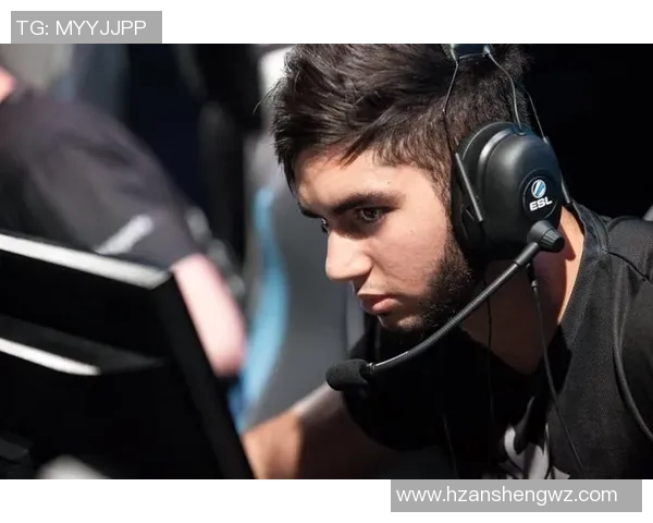 卡斯鲁厄与杜塞多激战正酣谁能在这场较量中笑到最后